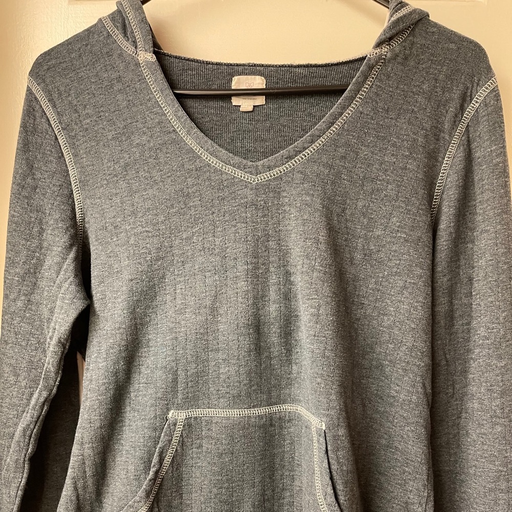 Long sleeves Shirt with hoodie